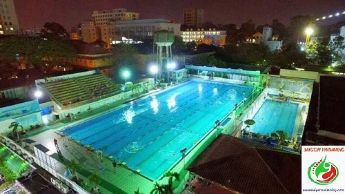 Không gian bể bơi Lam Sơn